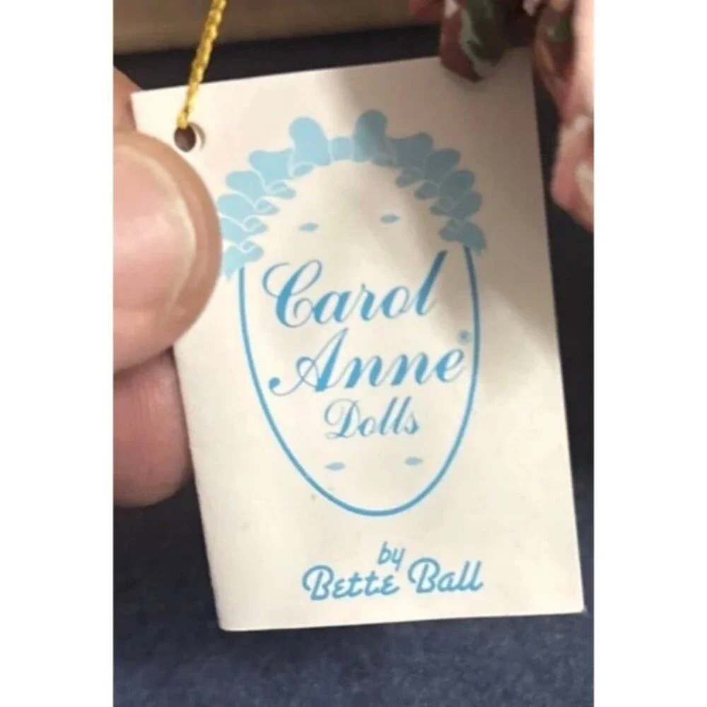 Goebel Carol Anne Dolls by Bette Ball Limited Edition October Birthday Doll  10